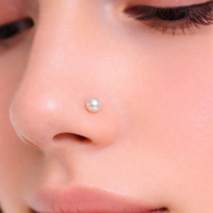 Pearl Glow Classic Nose pin (Single Piece)