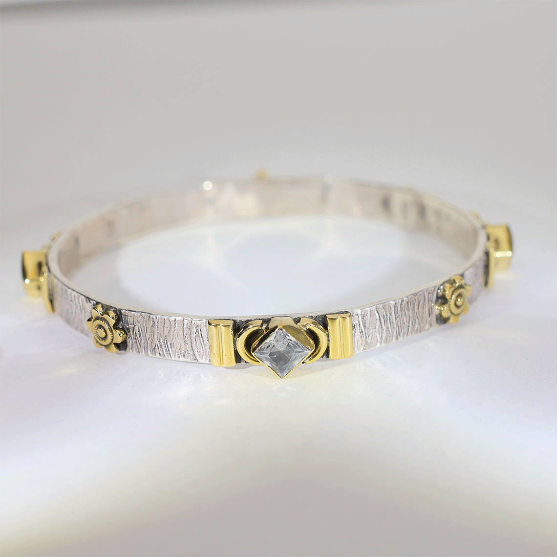 Emerald Royale Dual Tone Designer Bangles - Image 3