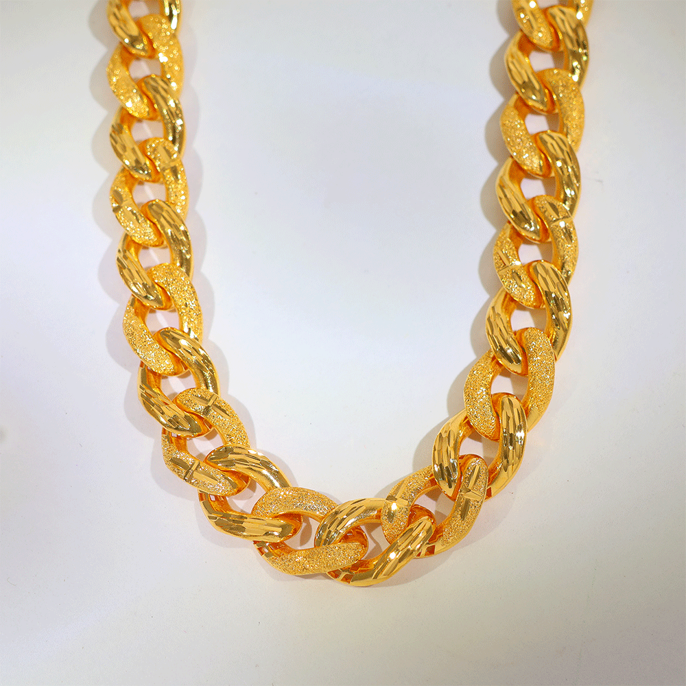 Textured Cuban Gold Chain - Image 4