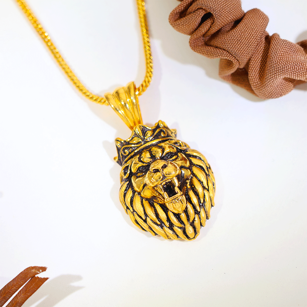 Royal Lion Gold Pendant - Image 4