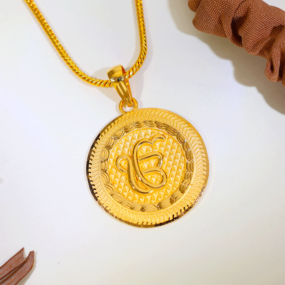 Ik Onkar Gold Pendant - Image 4