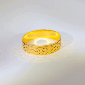 Honeycomb Pattern Gold Band
