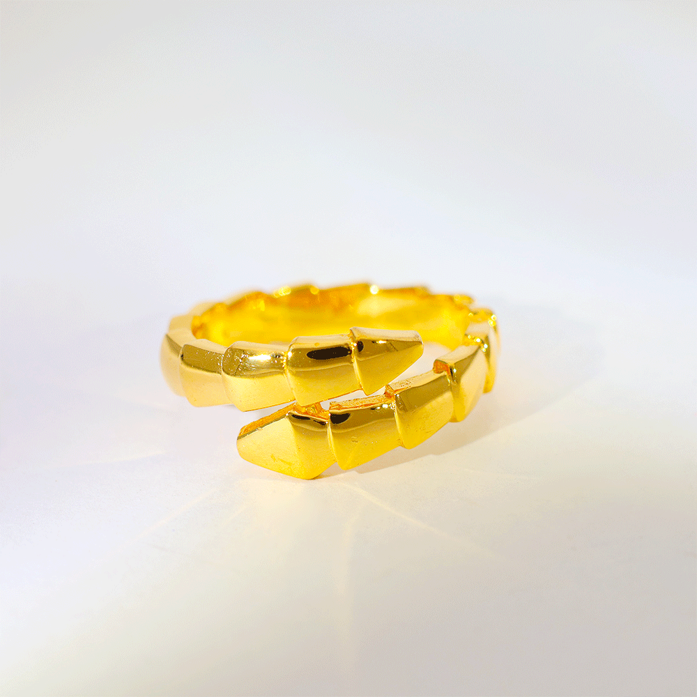 Double Arrow Gold Ring