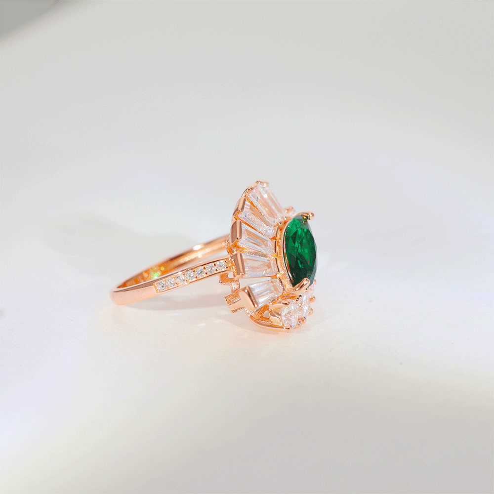 Emerald Halo Shine Ladies Silver Ring - Image 3