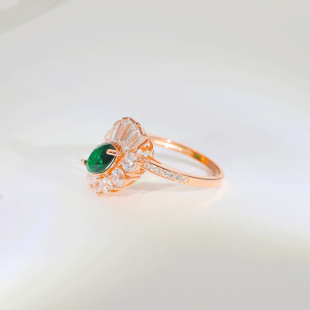 Emerald Halo Shine Ladies Silver Ring - Image 4