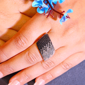 Black Shine Band Ring