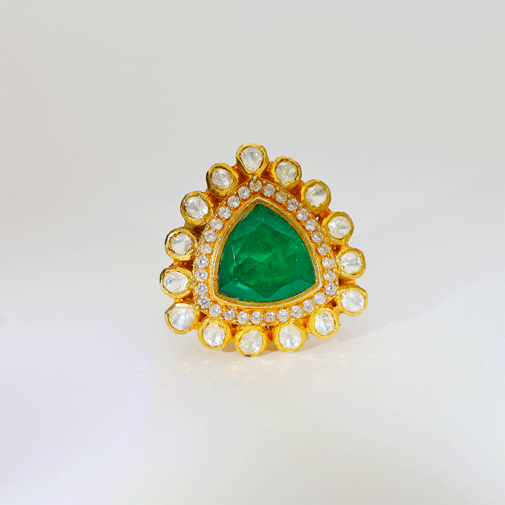 Emerald Triangle Glow Kundan Ring