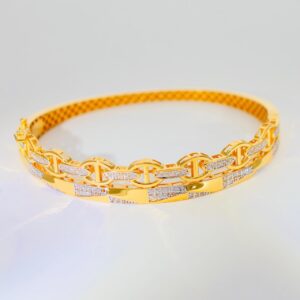 Infinity Shine Gold Ladies Bracelet
