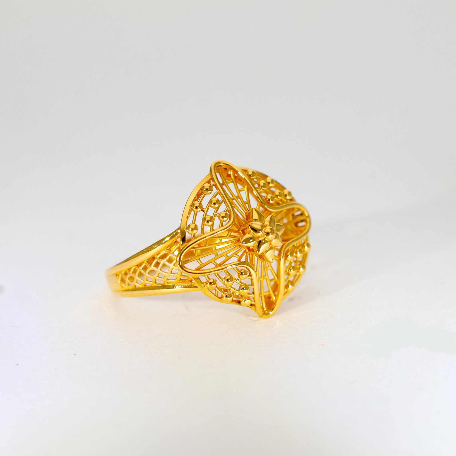 Floral Bloom Gold Ladies Ring - Image 2