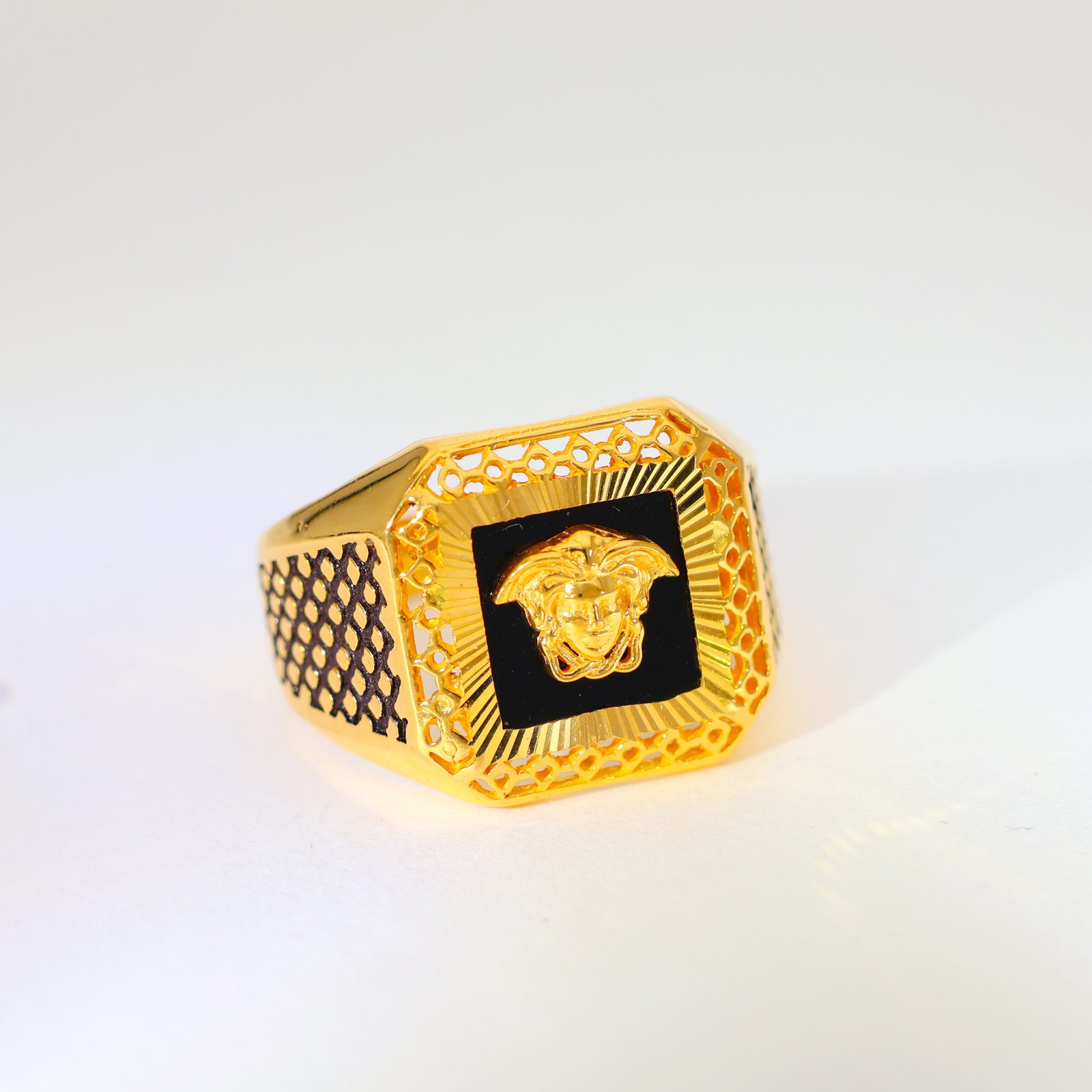 Bold Square Gold Gents Ring - Image 4