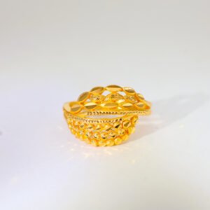 Golden Bloom Gold Ladies Ring