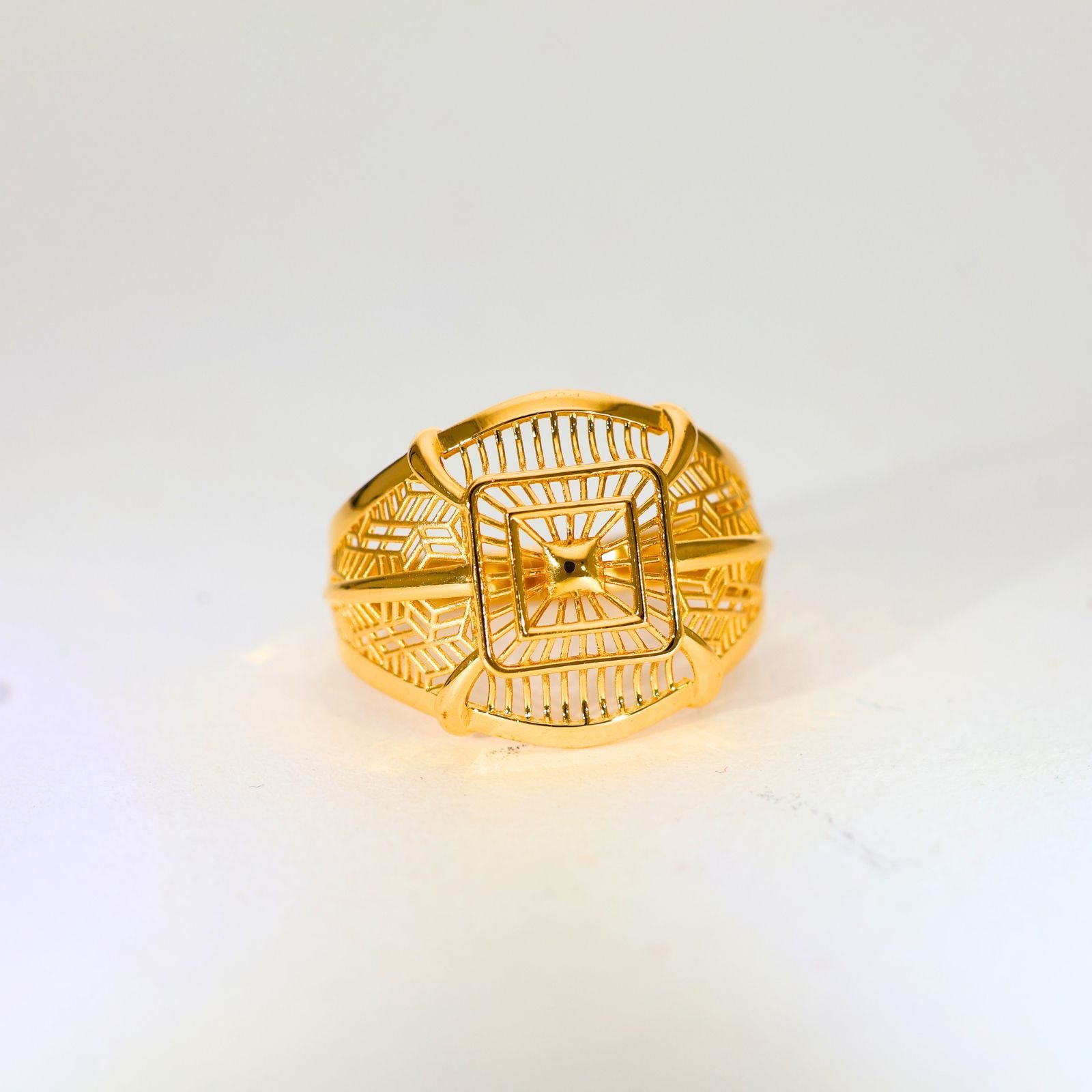 Royal Square Gold Ladies Ring