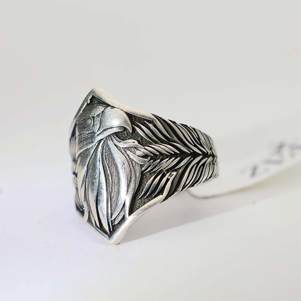 Royal Eagle Silver Gents Ring - Image 3