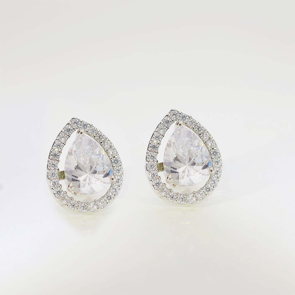 Pear Halo Diamond Stud Earrings - Image 5