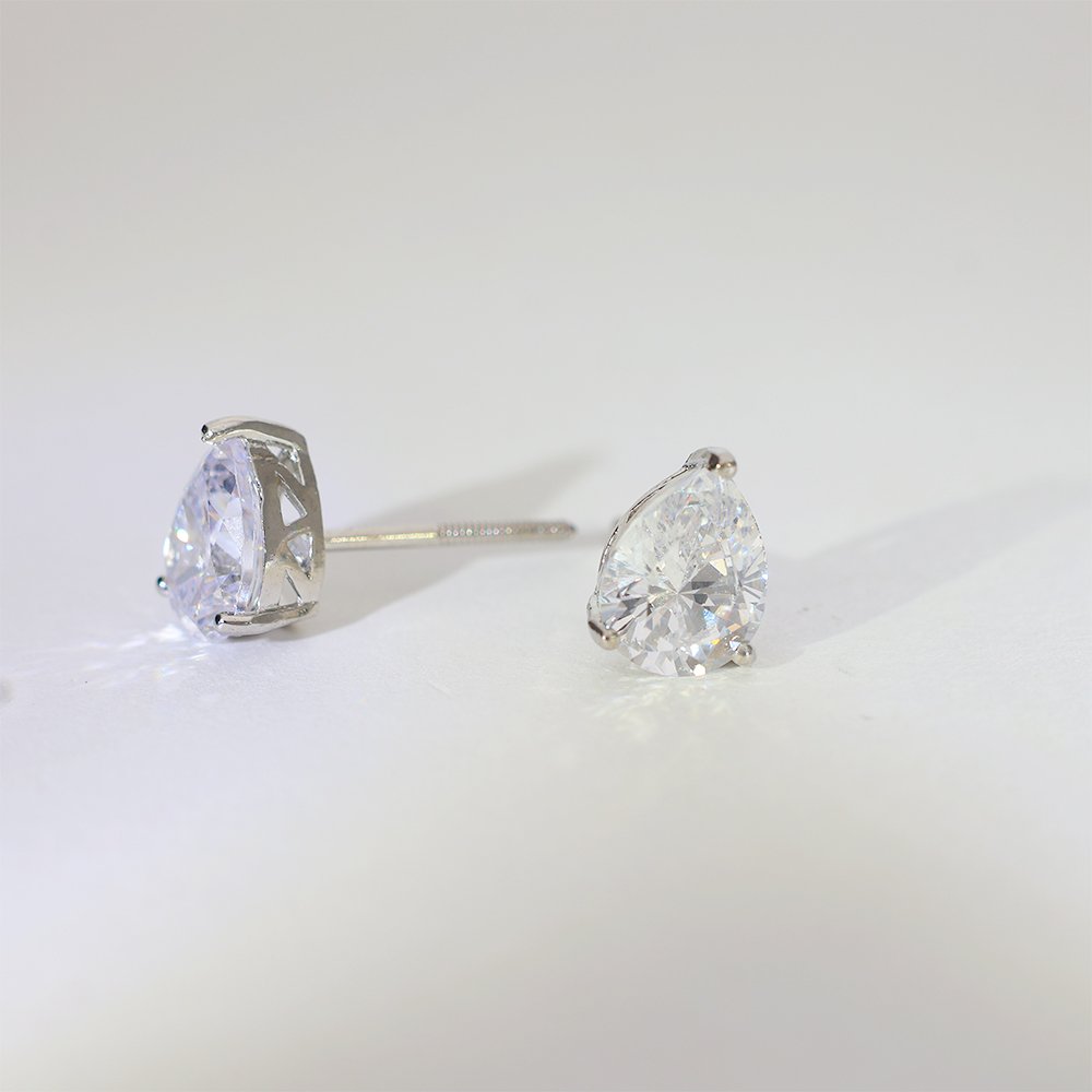 Pear Halo Diamond Stud Earrings - Image 7