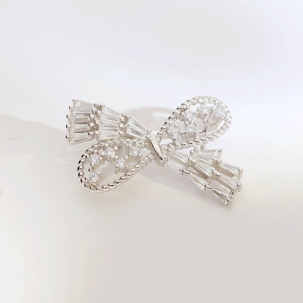 Crystal Ribbon Luxe Brooch - Image 2