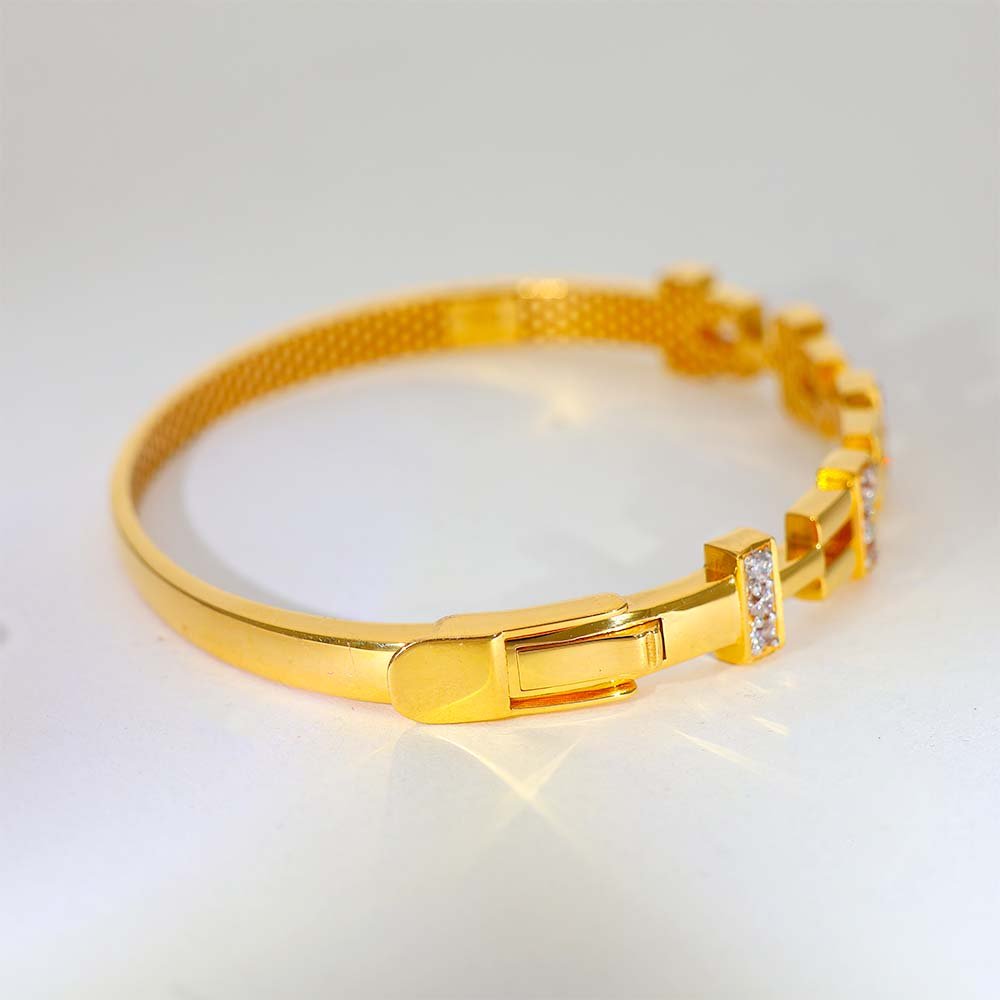 Golden Link Glow Gold Ladies Bracelet - Image 3