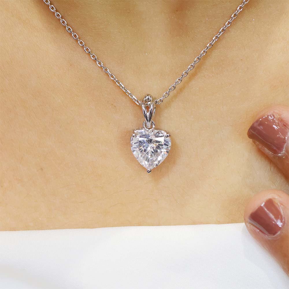 Heart Glow Girlish Pendant