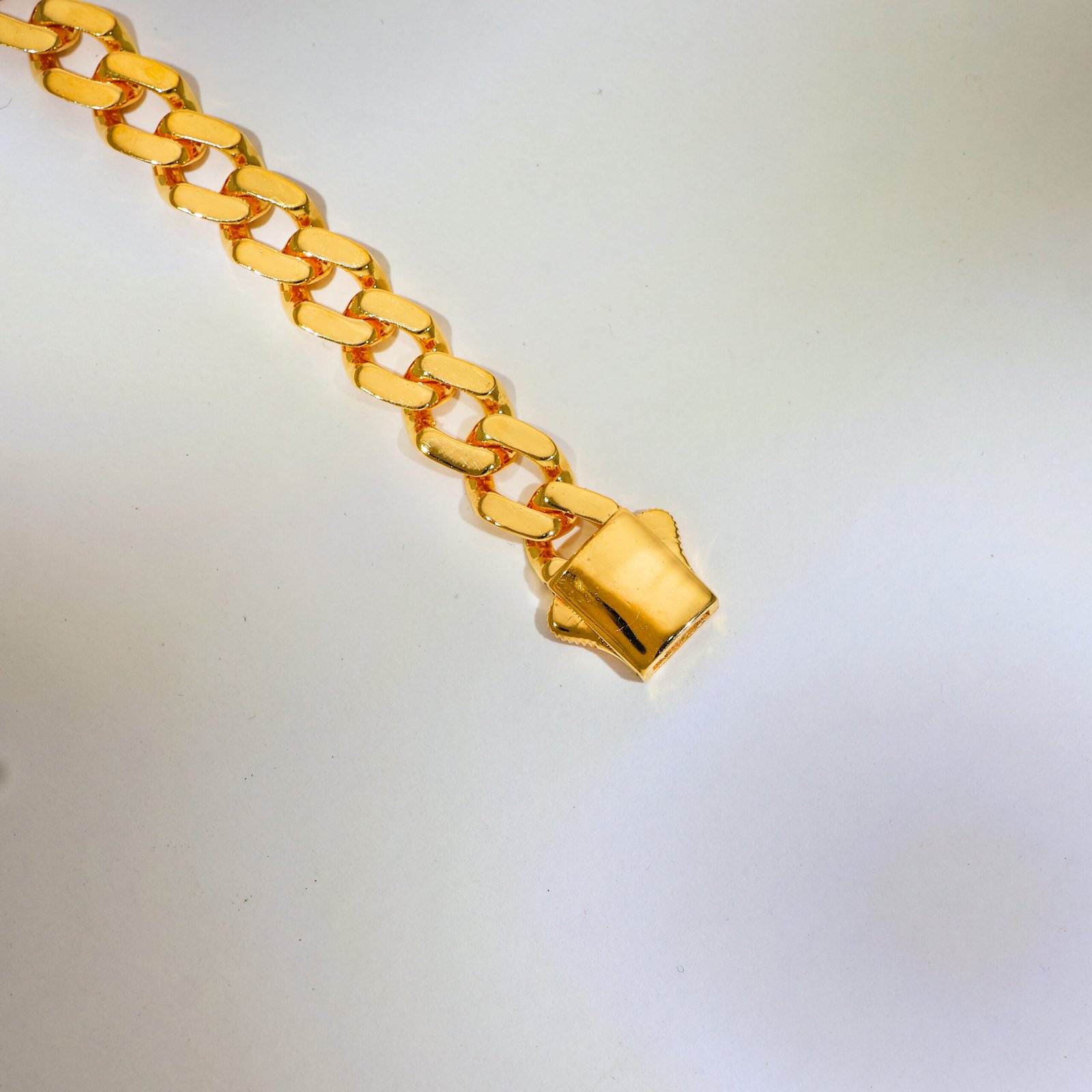 Cuban Link Gold Gents Bracelet - Image 2