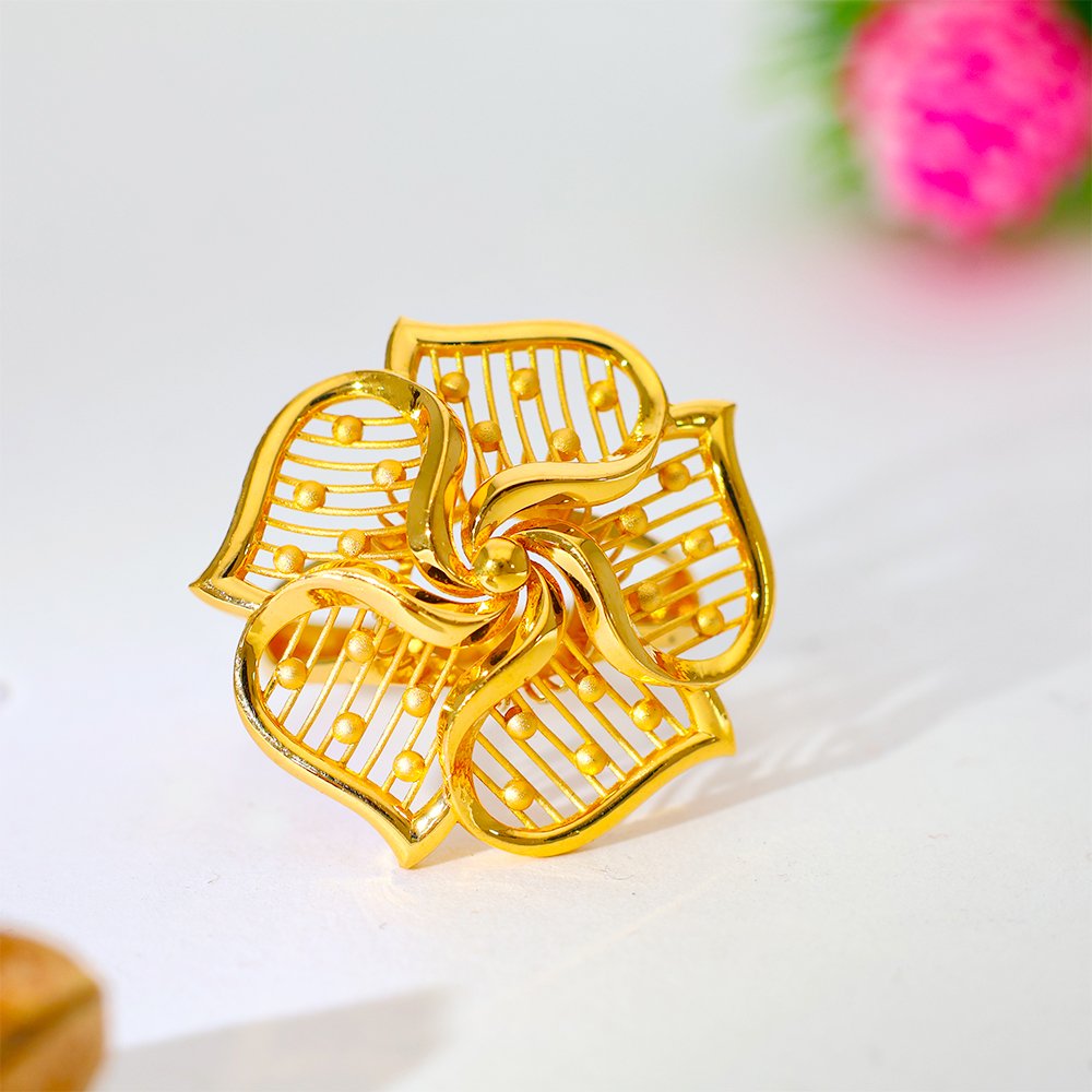 Golden Blossom Gold Ladies Ring - Image 3