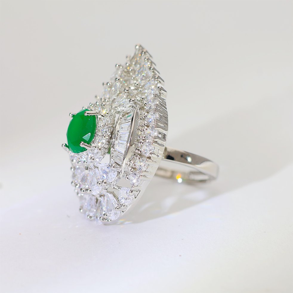 Green Royal Diamond Ring - Image 4