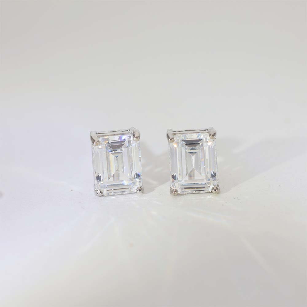 Emerald Glow Diamond Stud Earrings - Image 9
