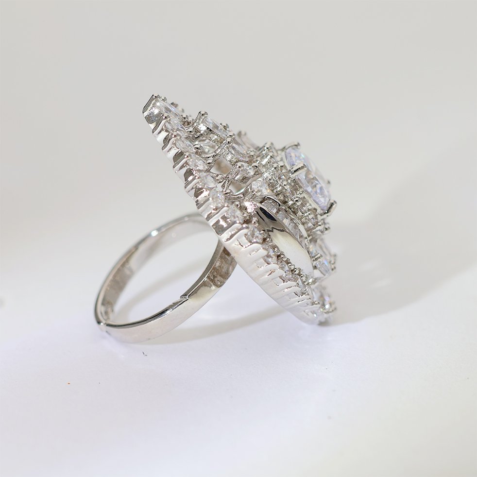 Royal Swirl Diamond Ring - Image 4