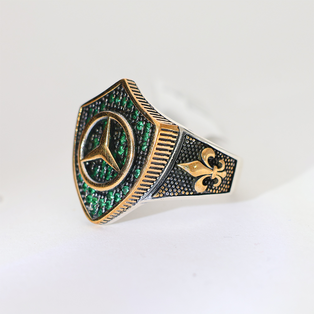 Royal Green Gents Ring - Image 4