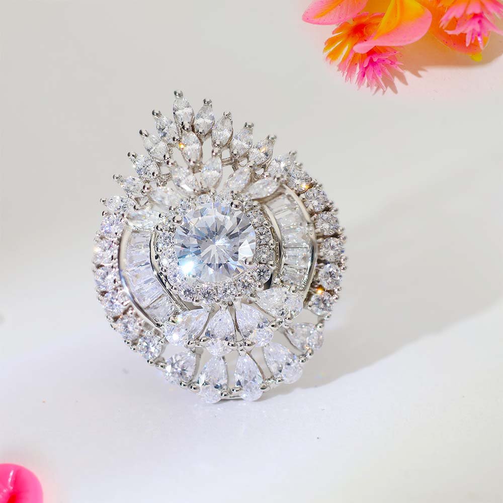 Royal Swirl Diamond Ring - Image 5