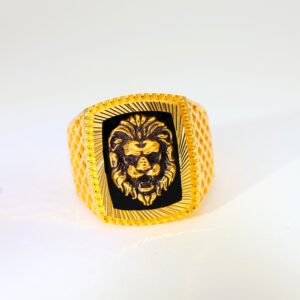 Lion Crest Gold Gents Ring