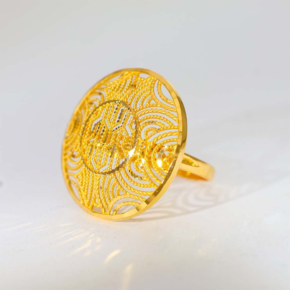 Royal Circle Gold Ladies Cocktail Rings - Image 3