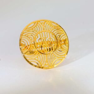 Royal Circle Gold Ladies Cocktail Rings