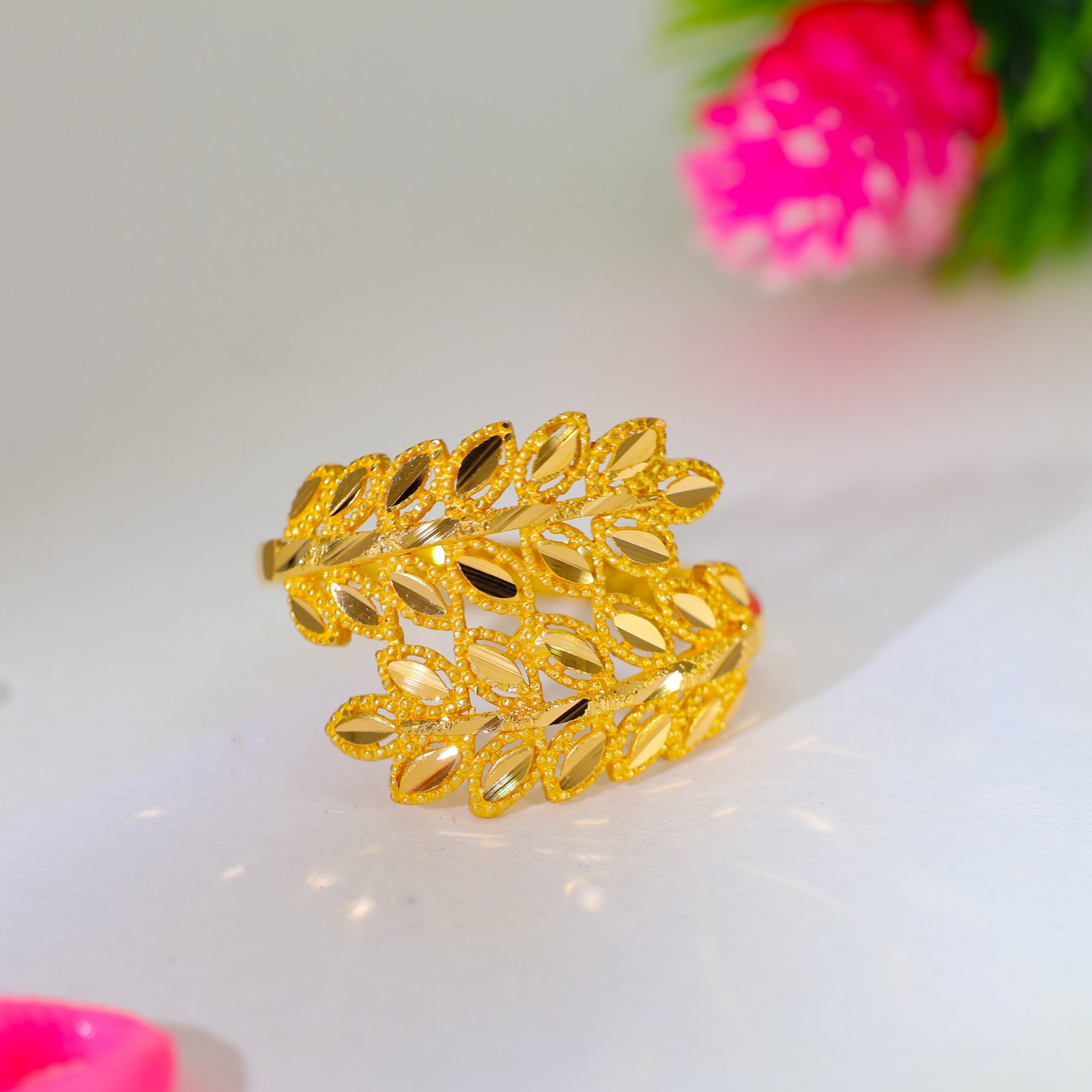Golden Leaf Gold Ladies Ring - Image 6