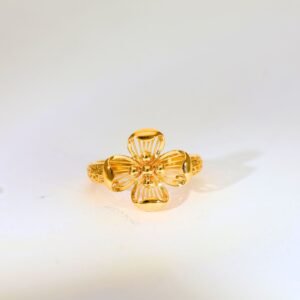 Golden Petal Gold Ladies Ring