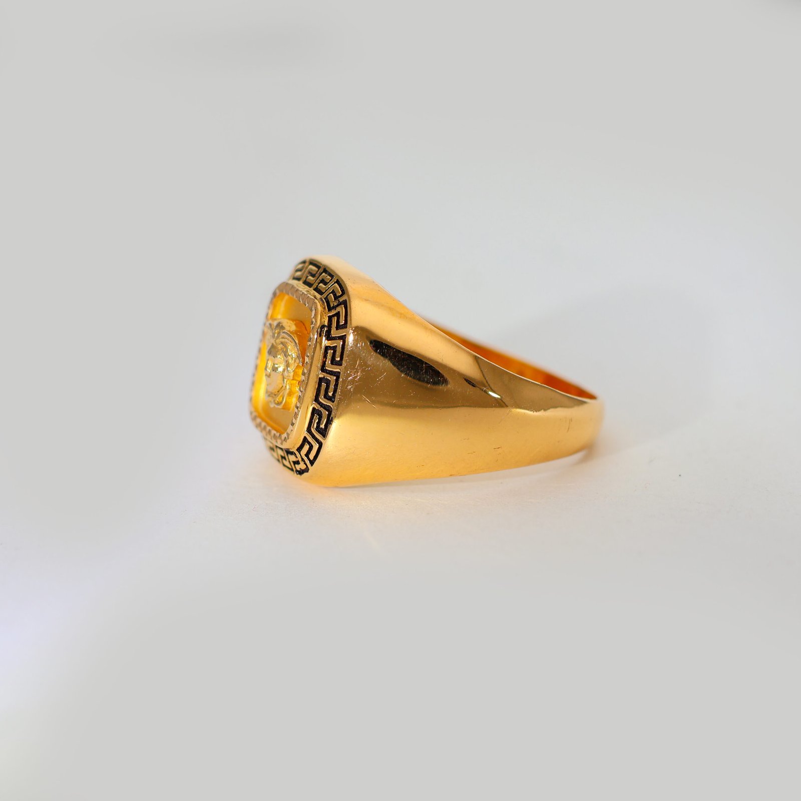 Golden Empire Gold Gents Ring - Image 2