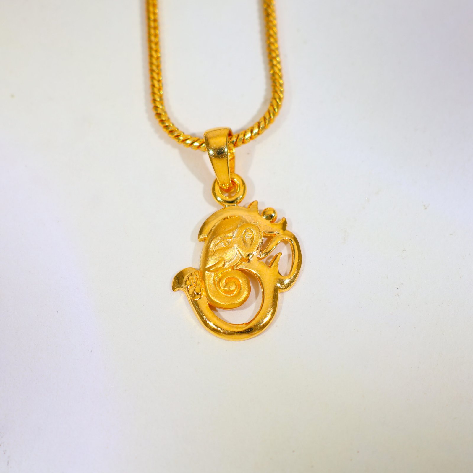Divine Om Gold Pendant - Image 2