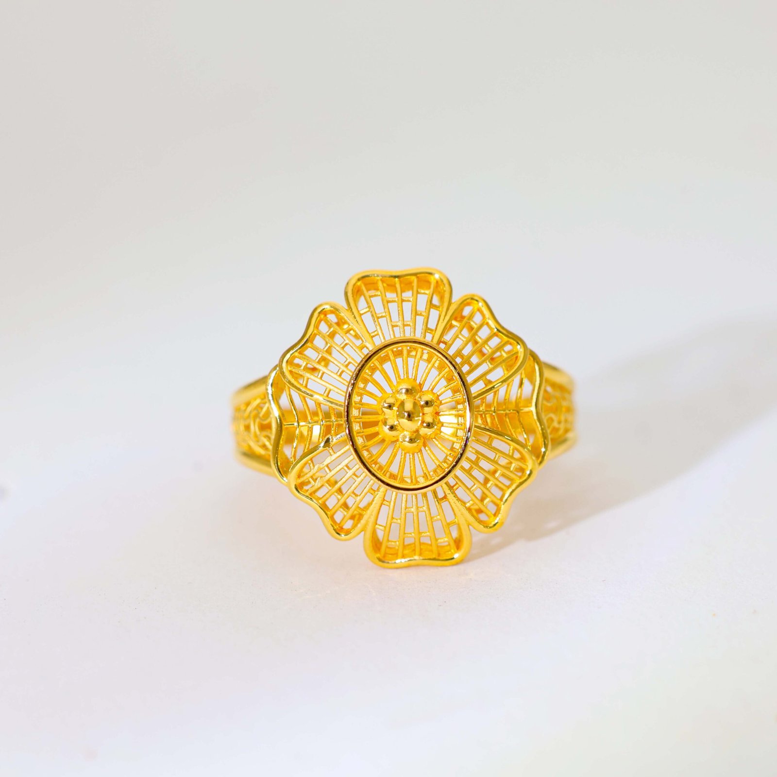 Golden Bloom Gold Ladies Rings