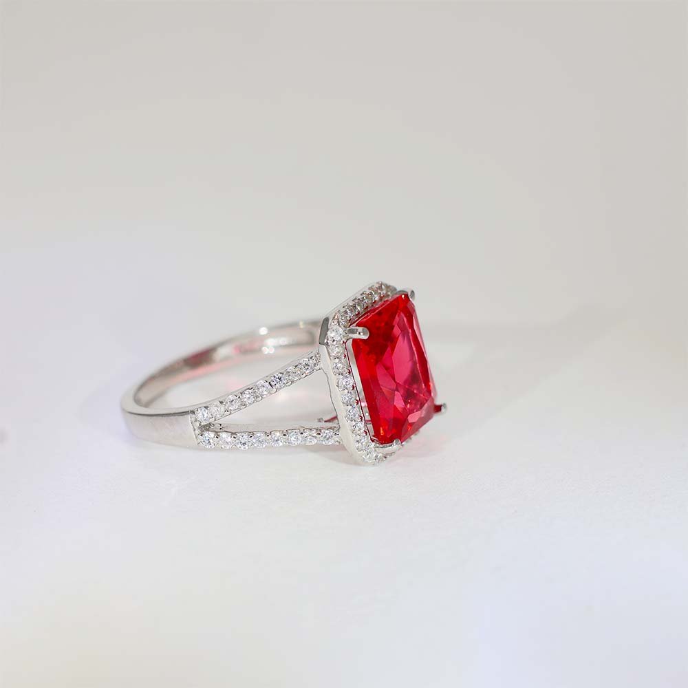Rosy Spark Everyday Ring - Image 2