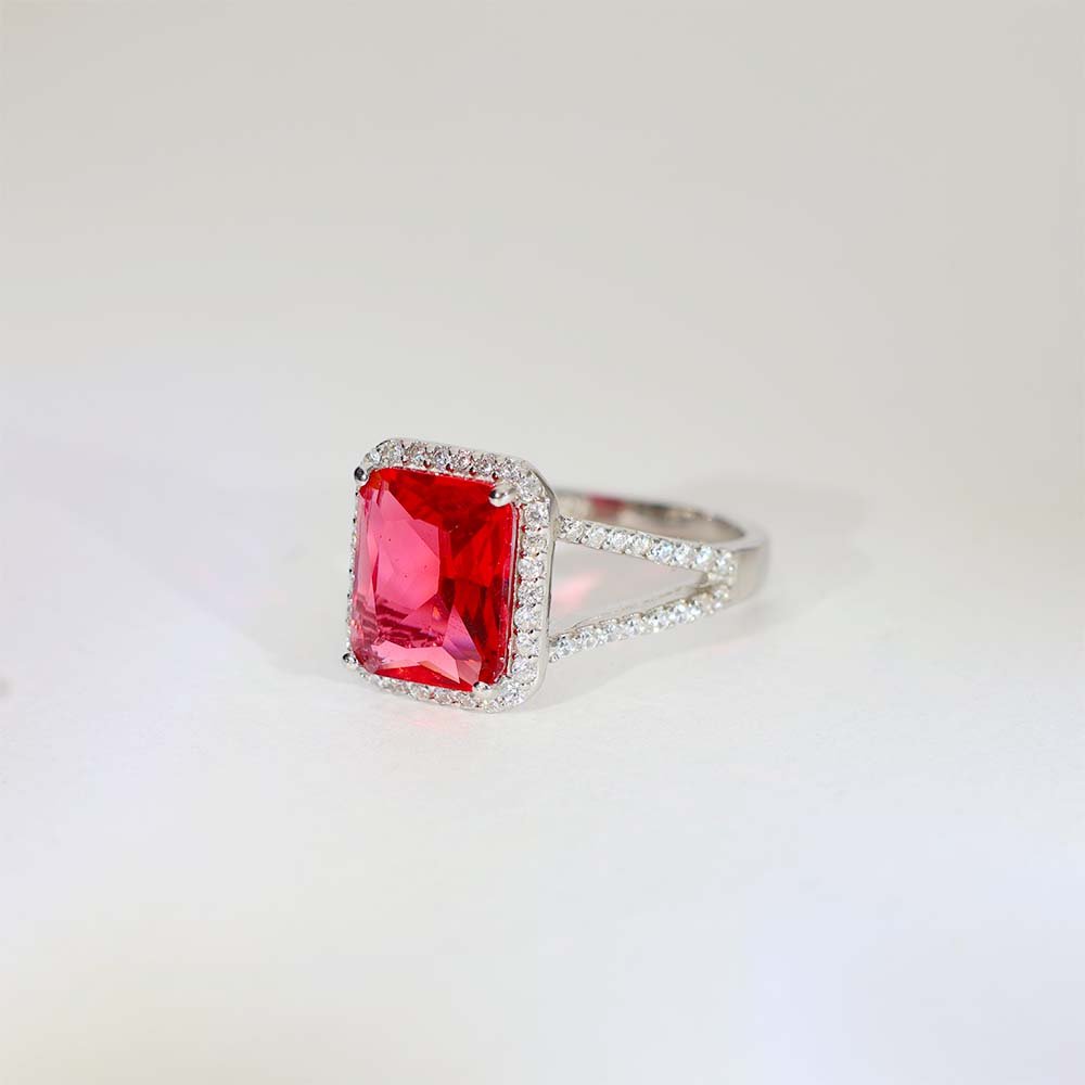 Rosy Spark Everyday Ring - Image 3