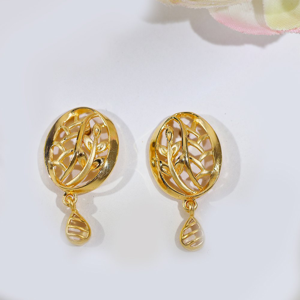 Golden Leaf Drop Gold Earring - Image 3