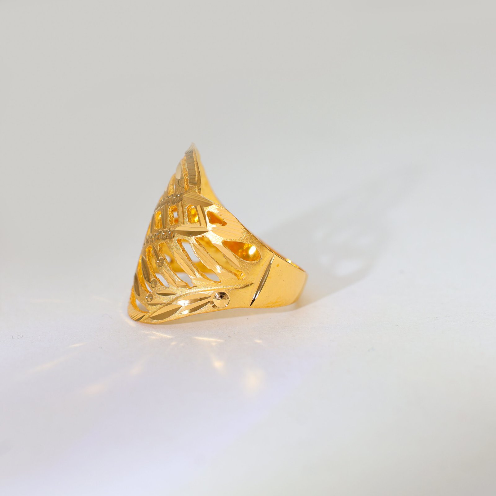 Golden Weave Gold Ladies Ring - Image 2