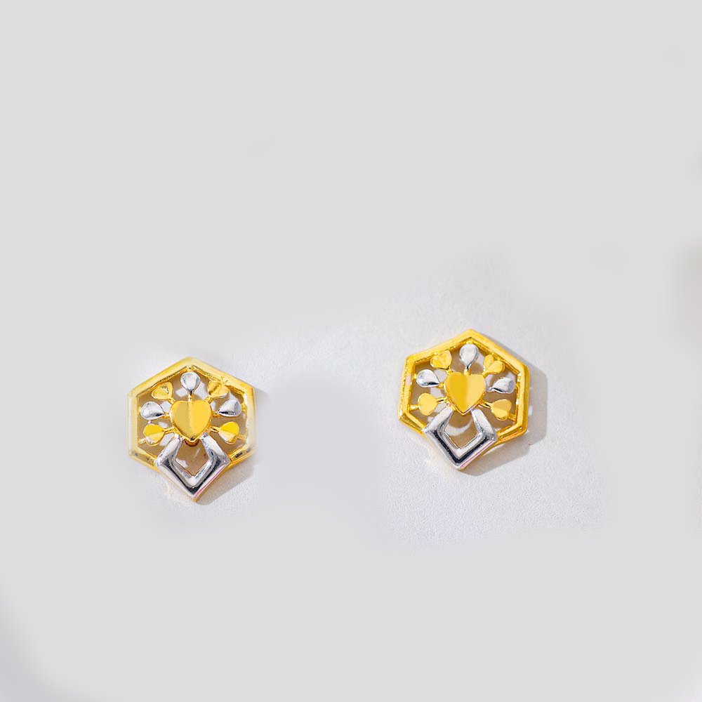 Petal Grace Gold Earring
