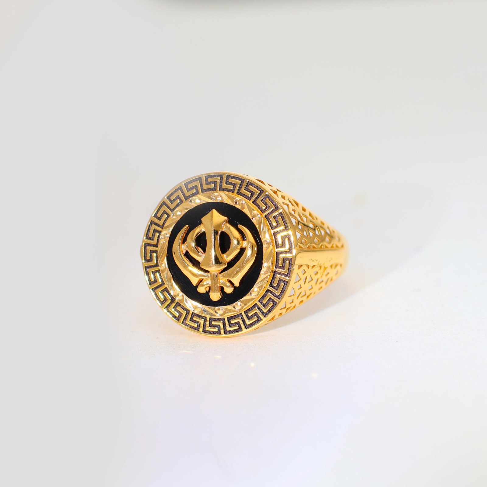 Khalsa Pride Gold Gents Ring - Image 4