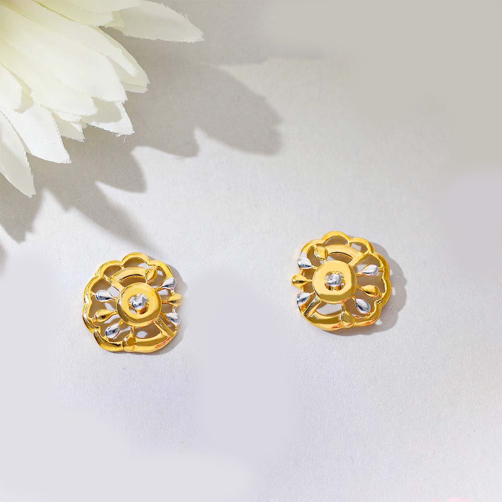 Golden Blossom Gold Earring - Image 3