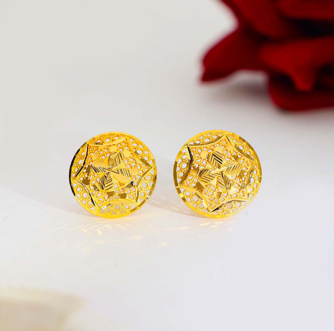 Star Bloom Gold Earrings - Image 3