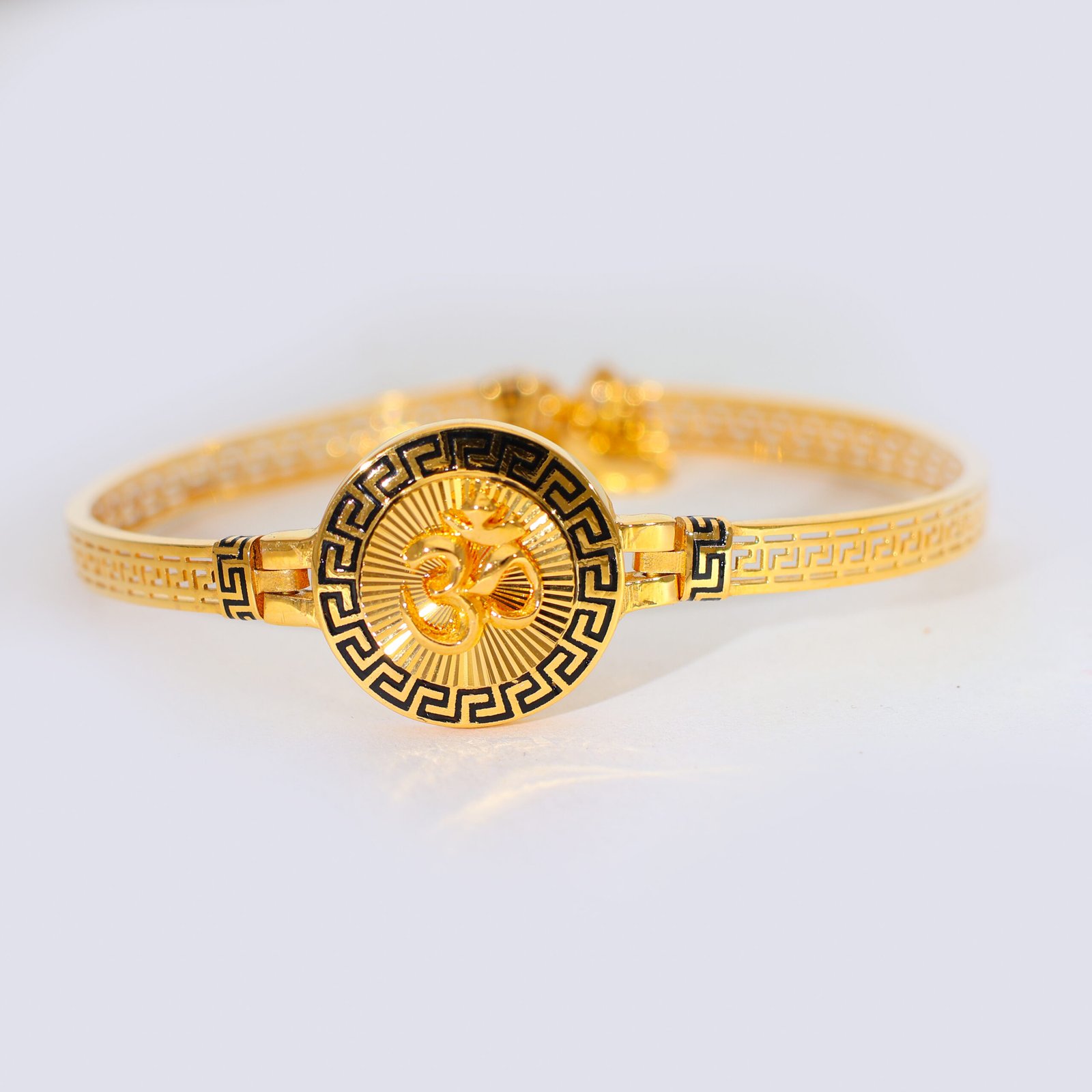 Divine Om Gold Ladies Kadha - Image 4