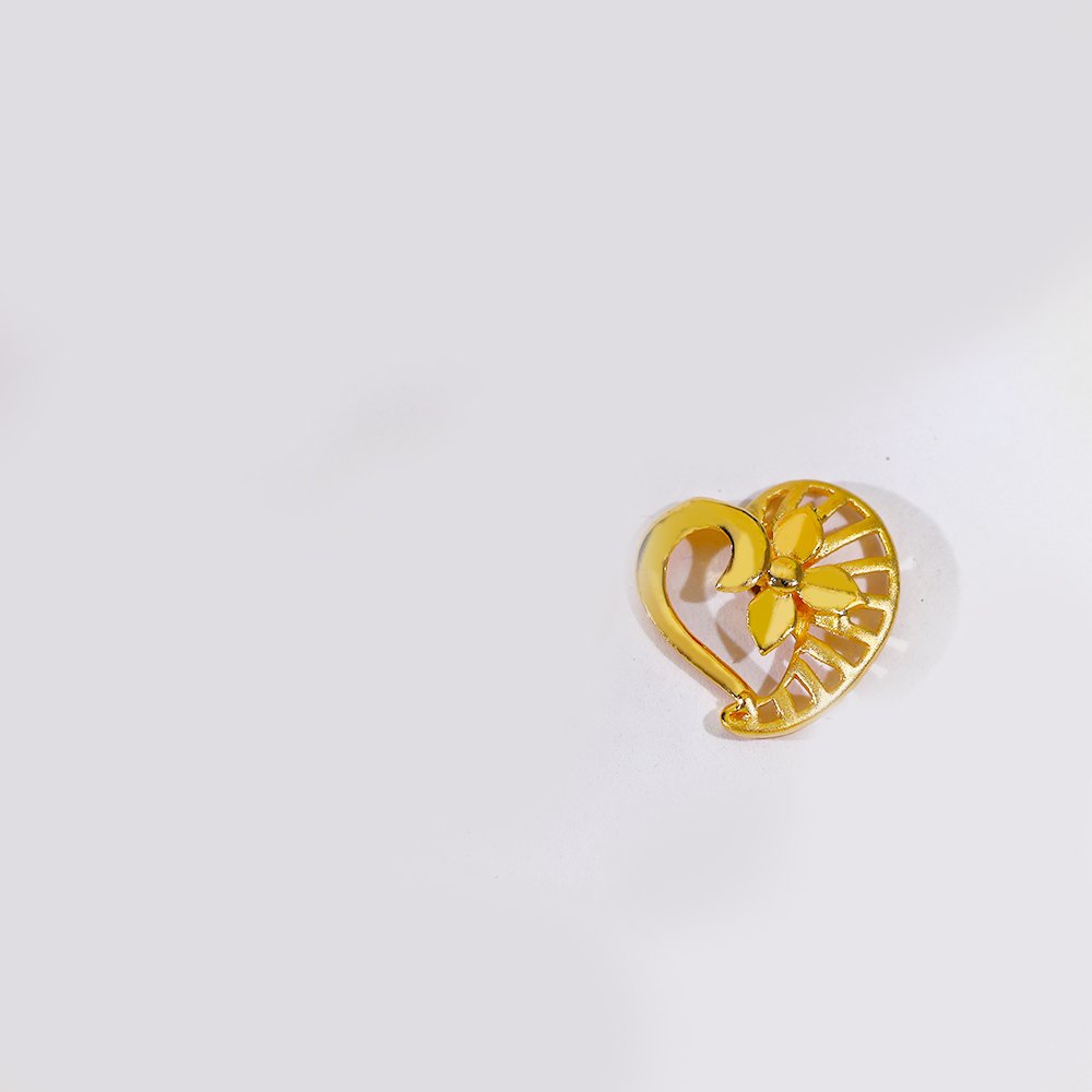 Floral Heart Gold Earring - Image 2