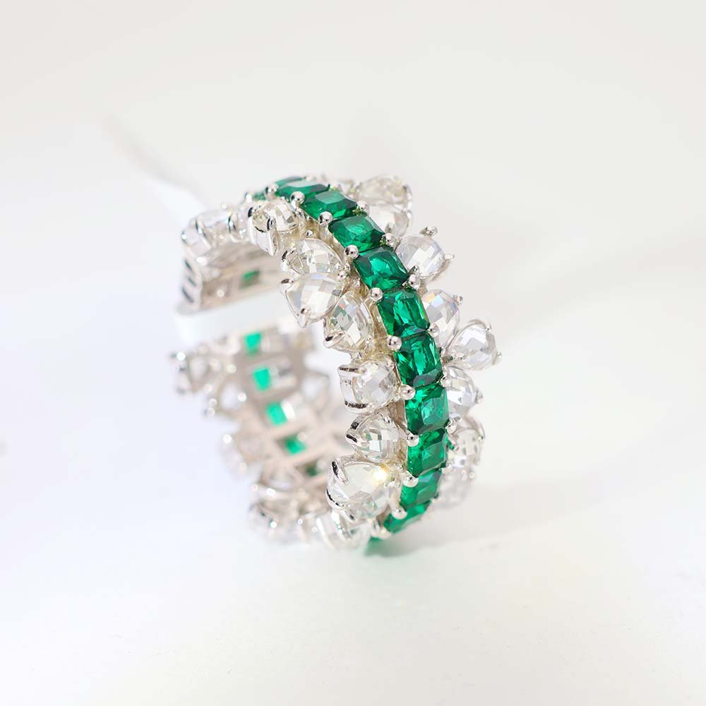 Green Royal Band Diamond Cocktail Ring - Image 3