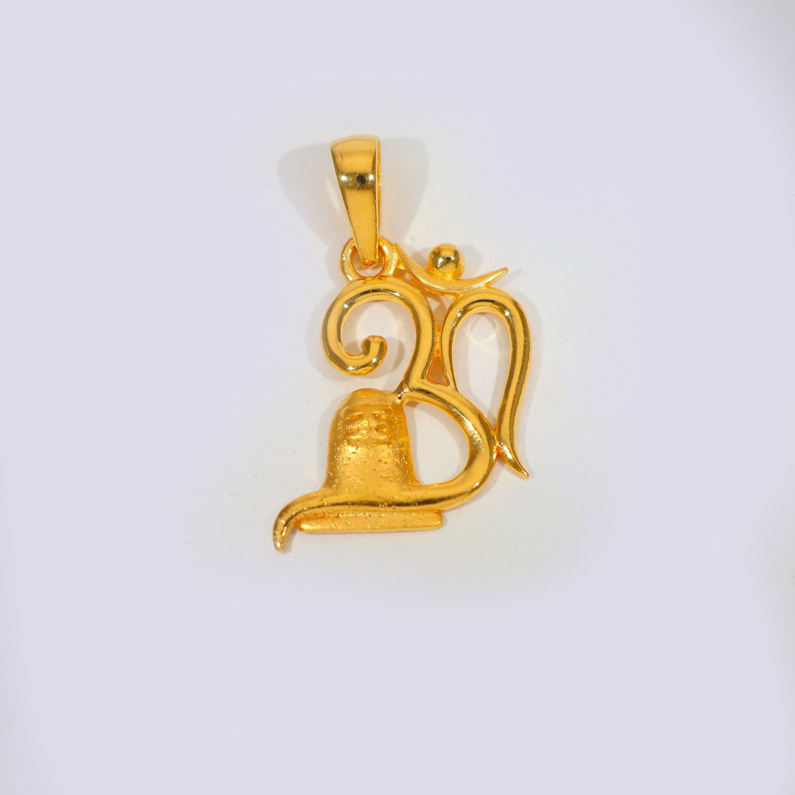 Shiv Om Gold Pendant - Image 3