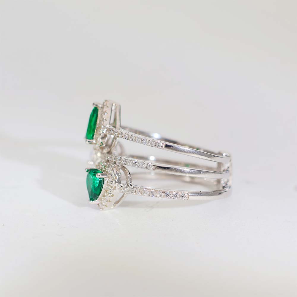 Emerald Trio Diamond Ring - Image 4